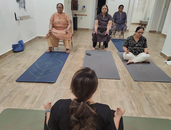 Daily Yoga in Himalaya Yogashala